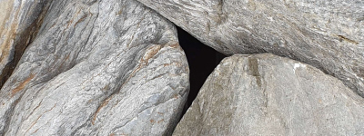 BLACK ANGEL ROCKS – lámavý kameň